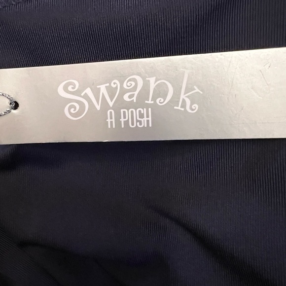 Swank a Posh navy blue leggings NWT Size 1X pull on flat lock seams stretchy - Picture 5 of 11